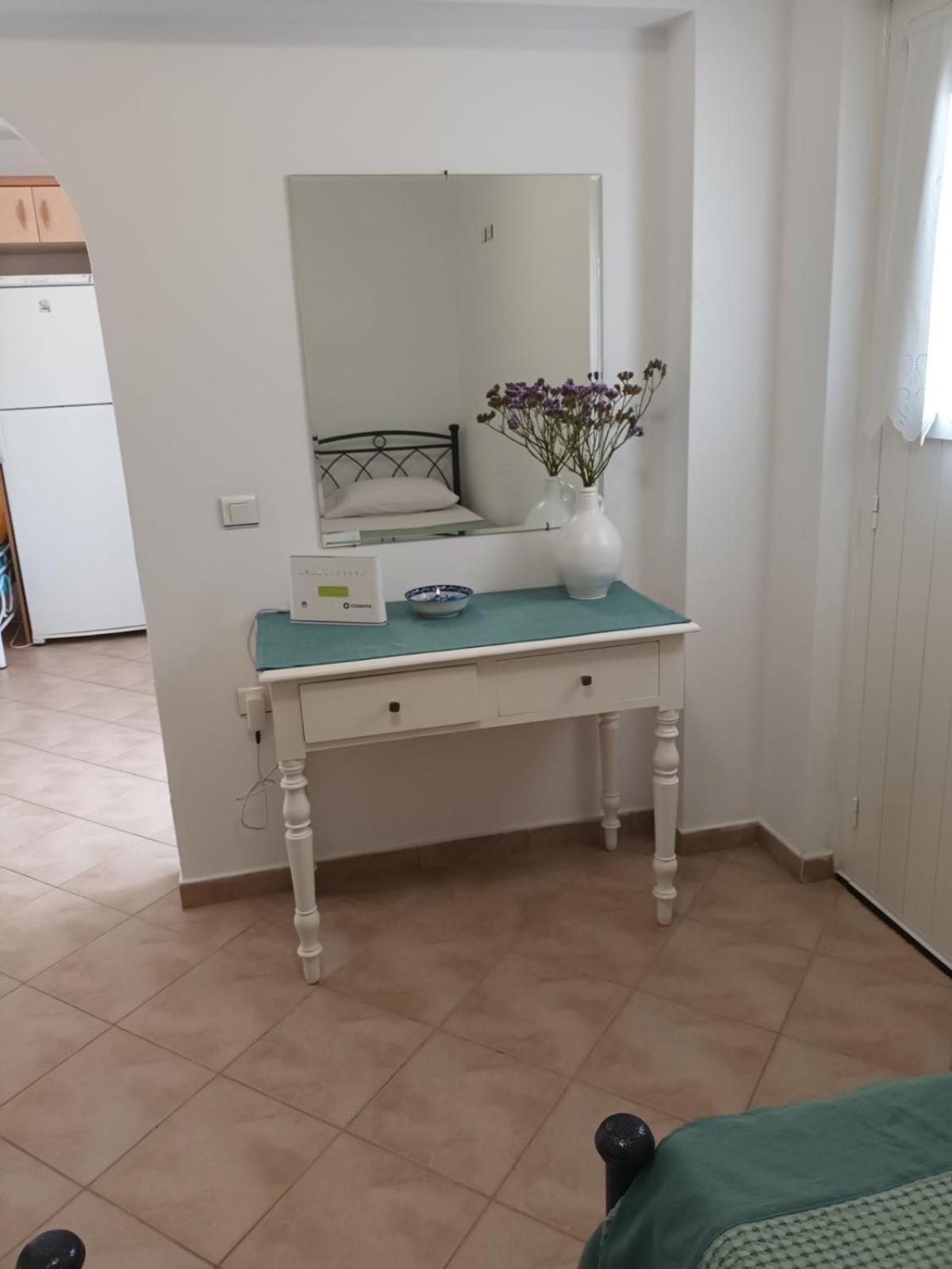 Anatoli Apartment Kimolos Exterior photo